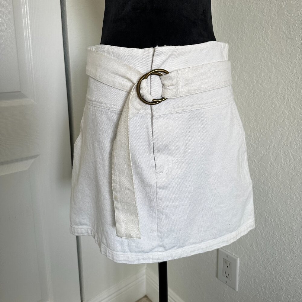 Honey Punch White Denim Skirt with Belt Size L
